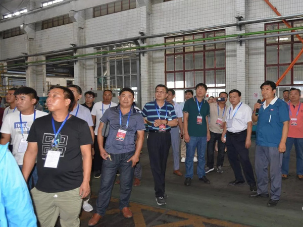 社会公家在人生就是博官网集团科普基地出产车间参观进建